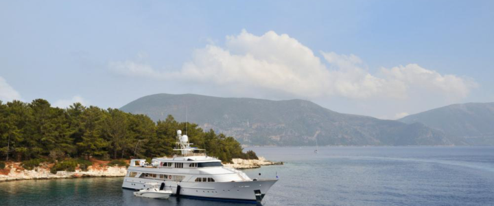 Beginners Guide To Chartering A yacht Beginners Guide To Chartering A yacht