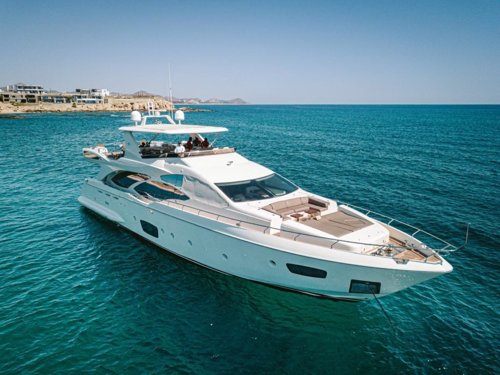 Azimut 100 Foot / Cabo luxury yacht charters