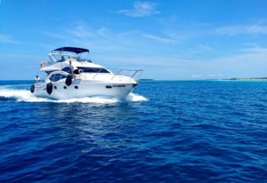 hiring a yacht in Cabo