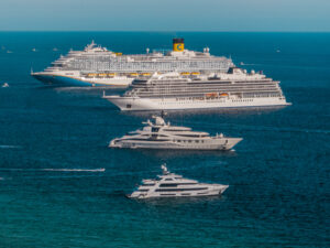 Mega Yachts in Cabo San Lucas